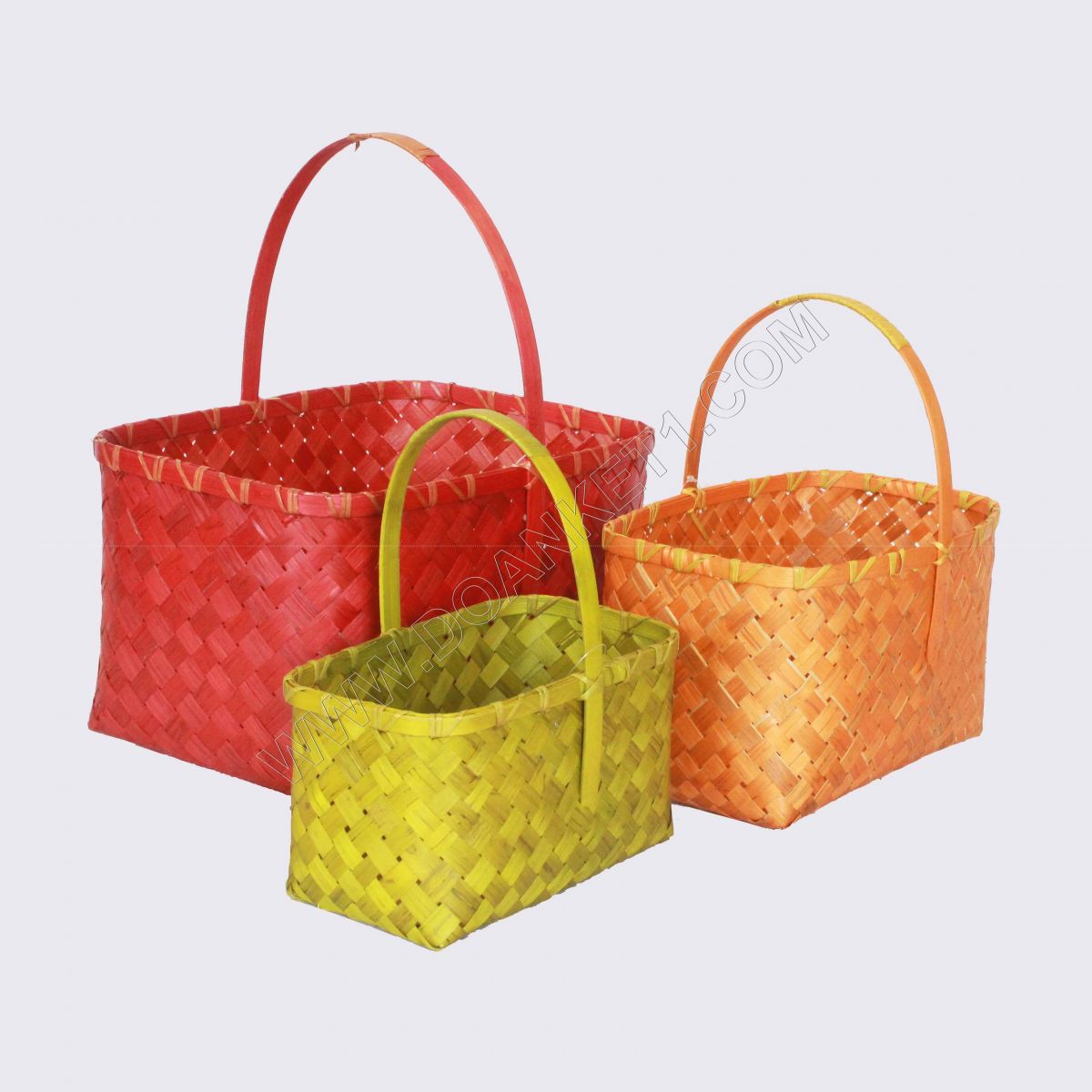 BAMBOO BASKET WITH HANDLE