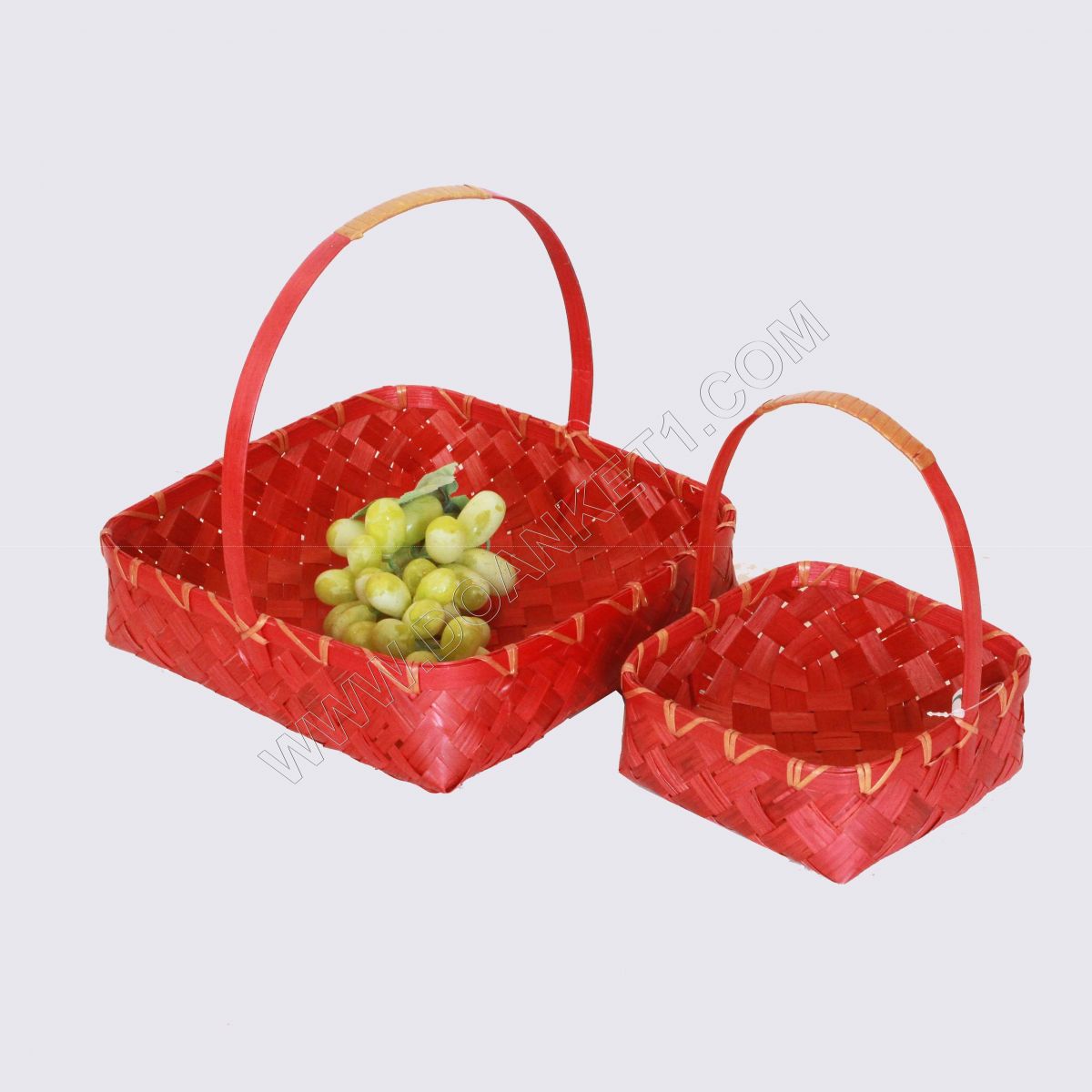 BAMBOO BASKET WITH HANDLE