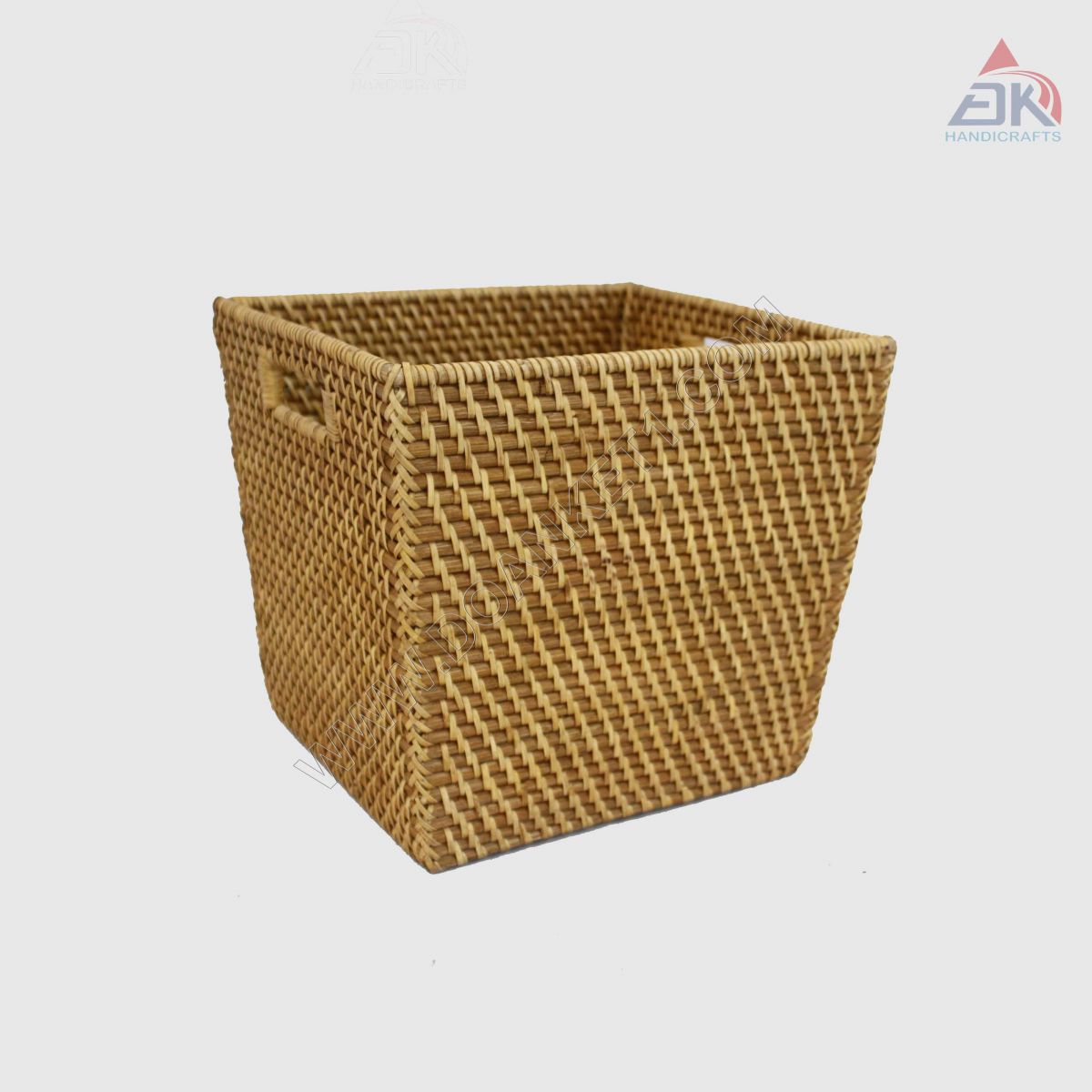 RATTAN STORAGE # DK456