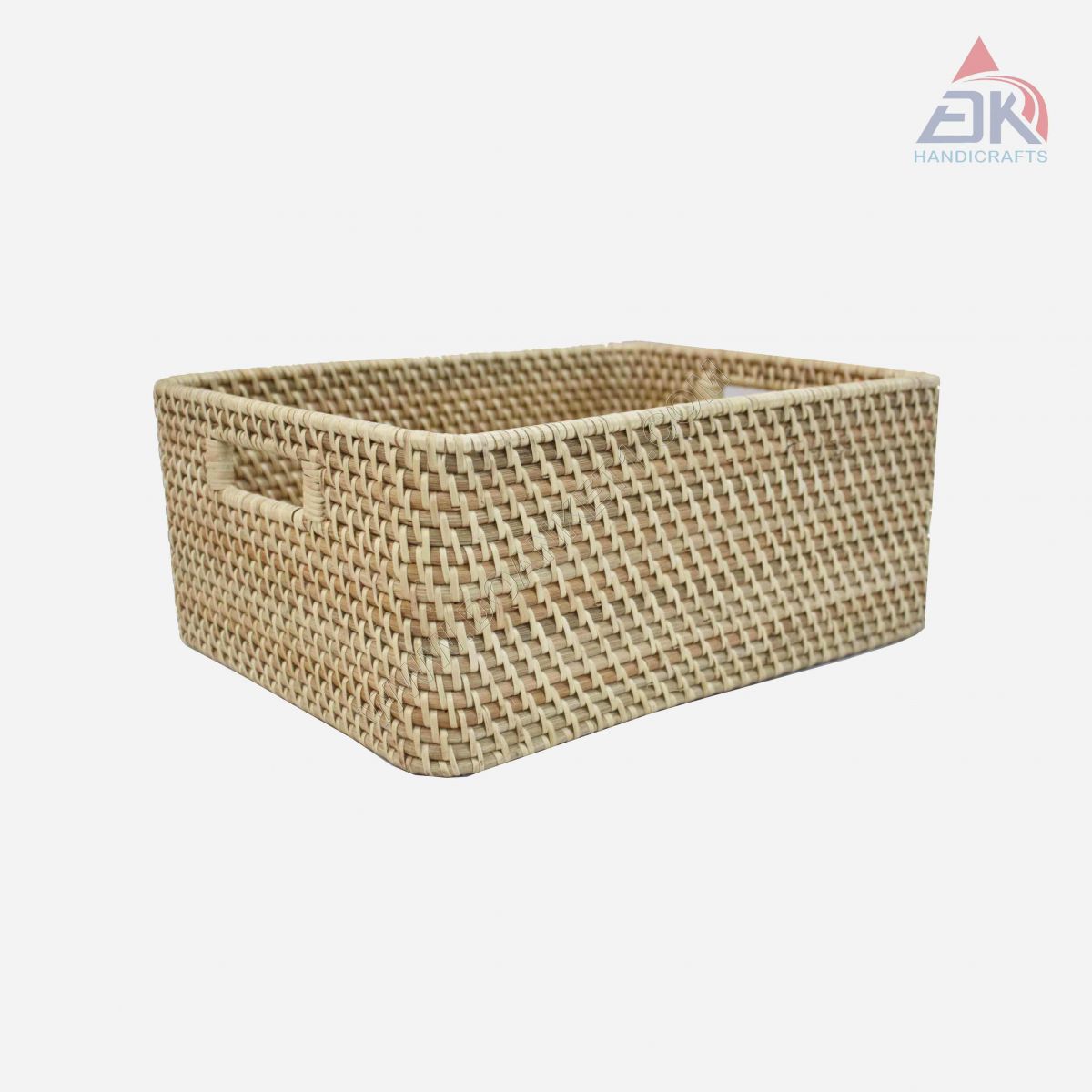 RATTAN BASKET # DK459