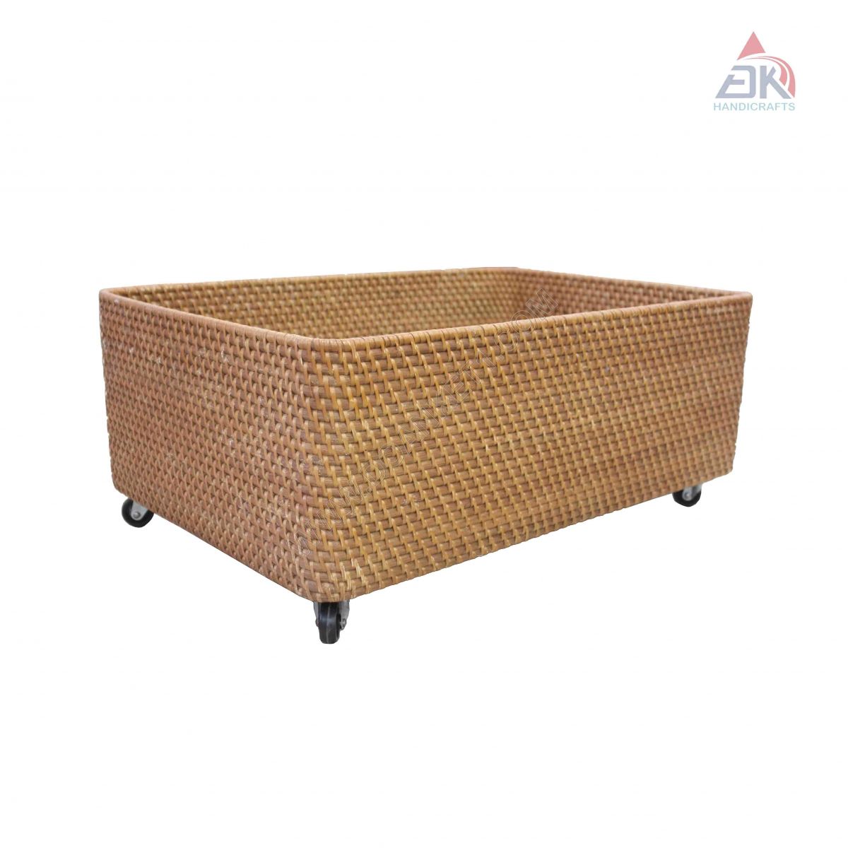 RATTAN BASKET # DK460