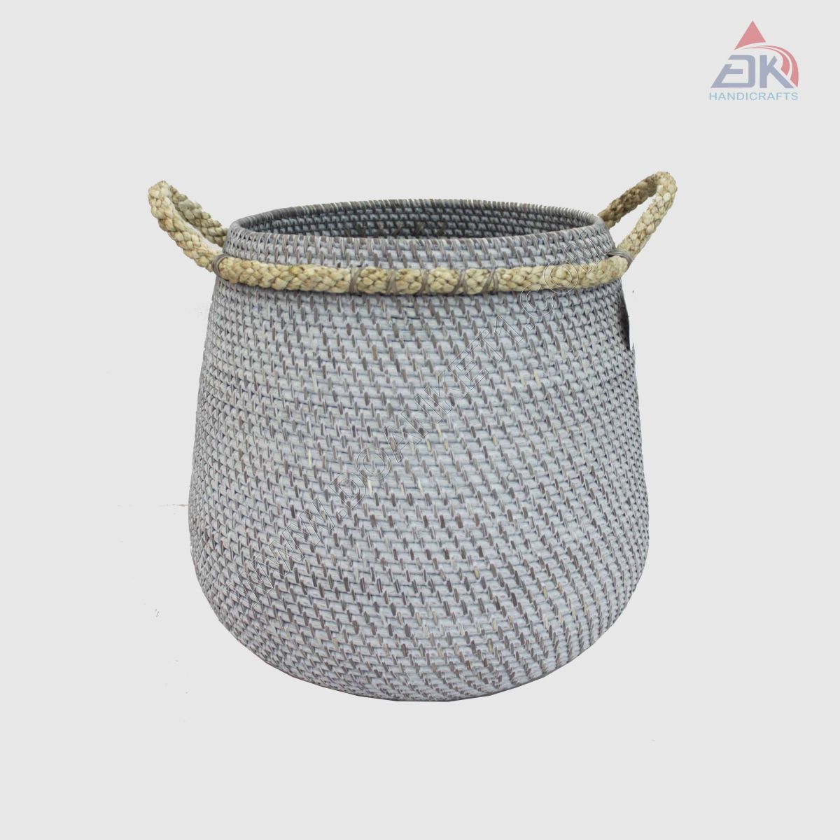 RATTAN BASKET # DK462