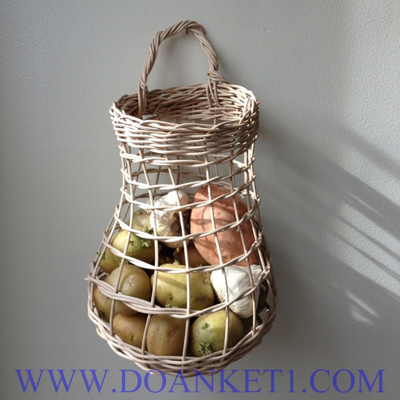 RATTAN BASKET # DK114